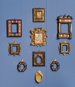 Sammlung von Rahmen aus Rom
